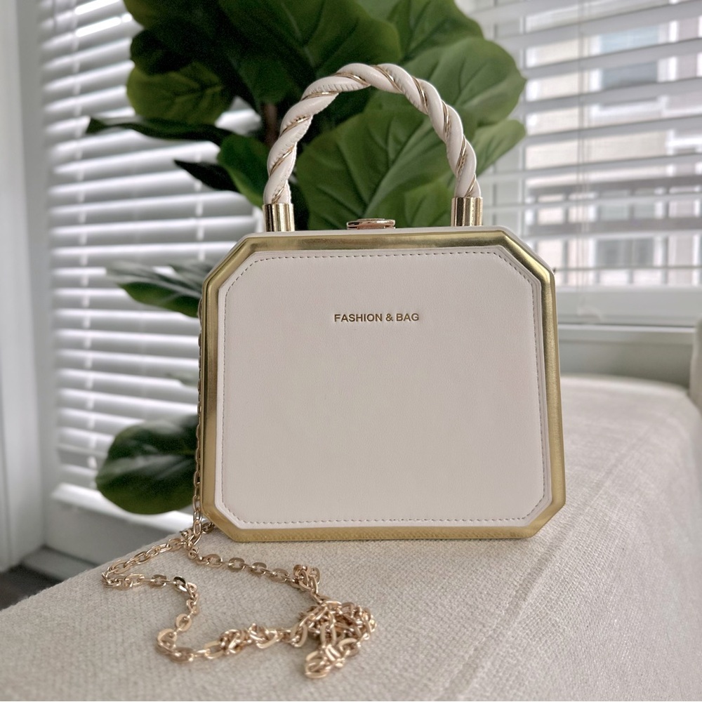 Cream & Gold Purse